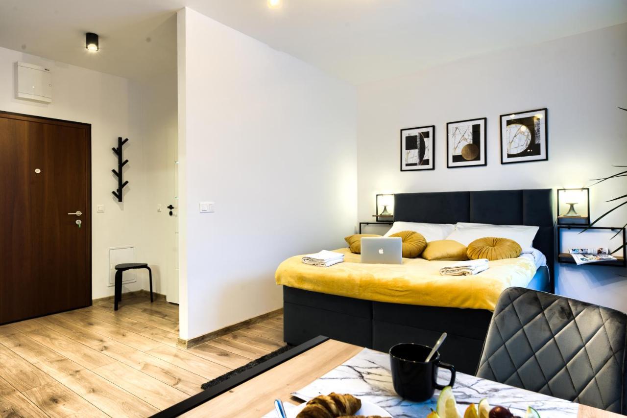 KaZou Residence Warszawa Eksteriør billede
